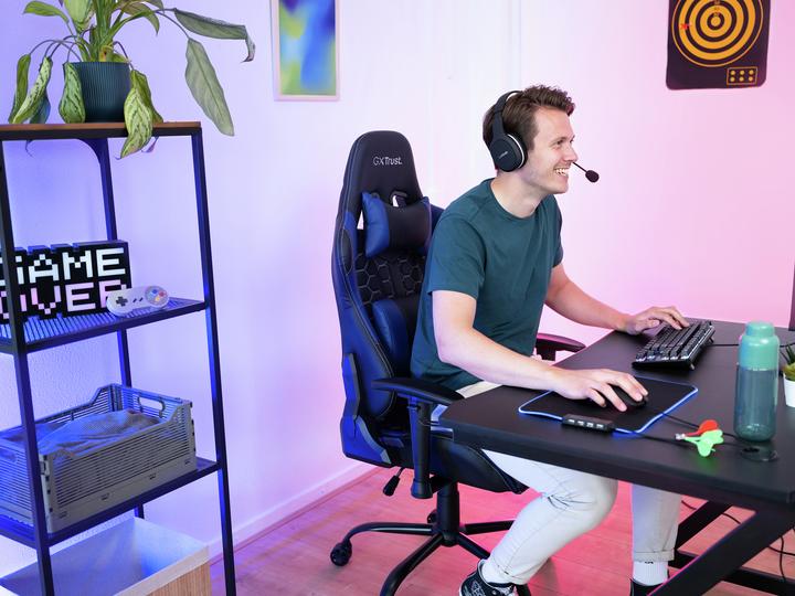 Productafbeelding Trust GXT 708B Resto Universele Gaming Stoel Zwart