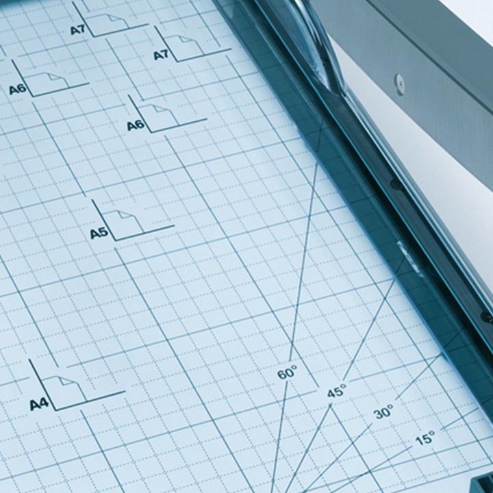 Actual product image Rexel ClassicCut CL410 (25 Sheets, A4)