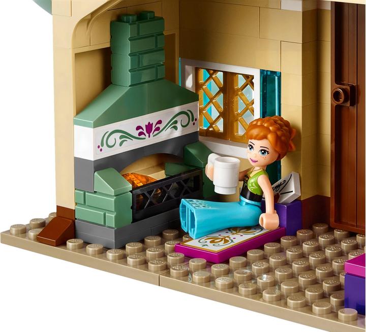Image du produit LEGO Célébration du château d'Arendelle (41068, LEGO Disney)