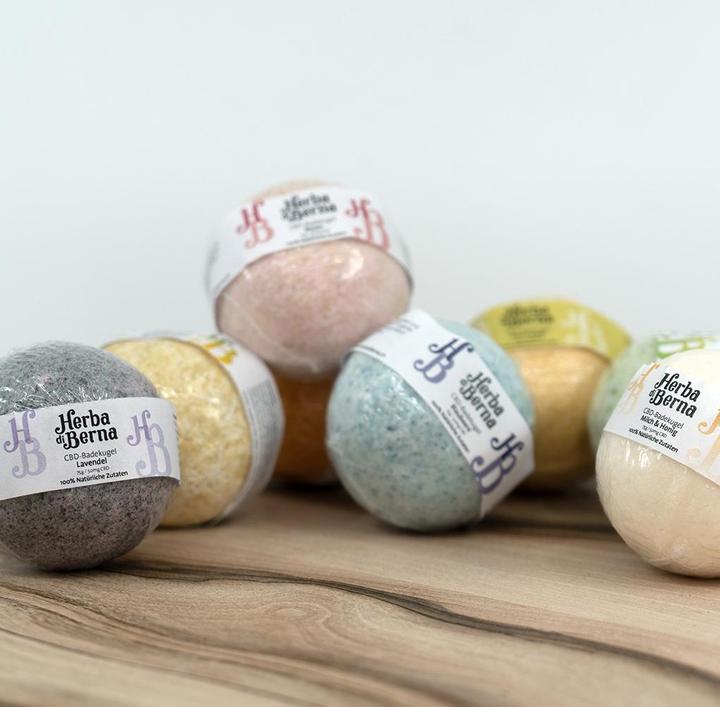 Produktbild Herba di Berna CBD Badekugel Eukalyptus & Zitrone (Badekugeln)