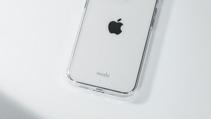 Actual product image Moshi iGlaze XT for iPhone 13 mini - Clear (Apple iPhone 13 mini)