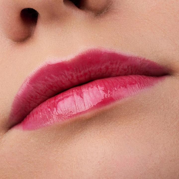 Actual product image Catrice Marble-licious Liquid Lip Balm Swirl It, Twirl It (Twirl It, 040 Swirl It)