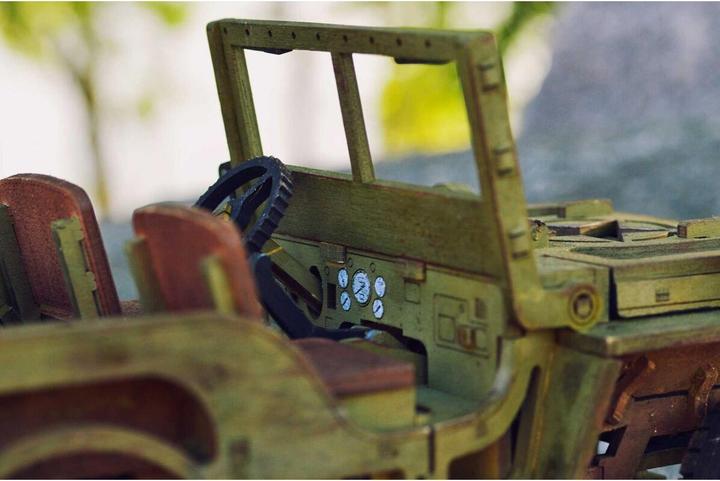 Actual product image WoodenCity jeep