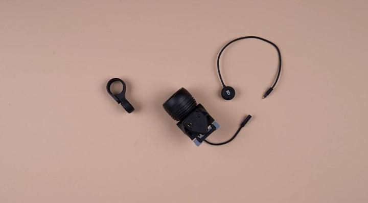 Produktbild Supernova Mini 2 Pro MonkeyLink - schwarz (550 lm)