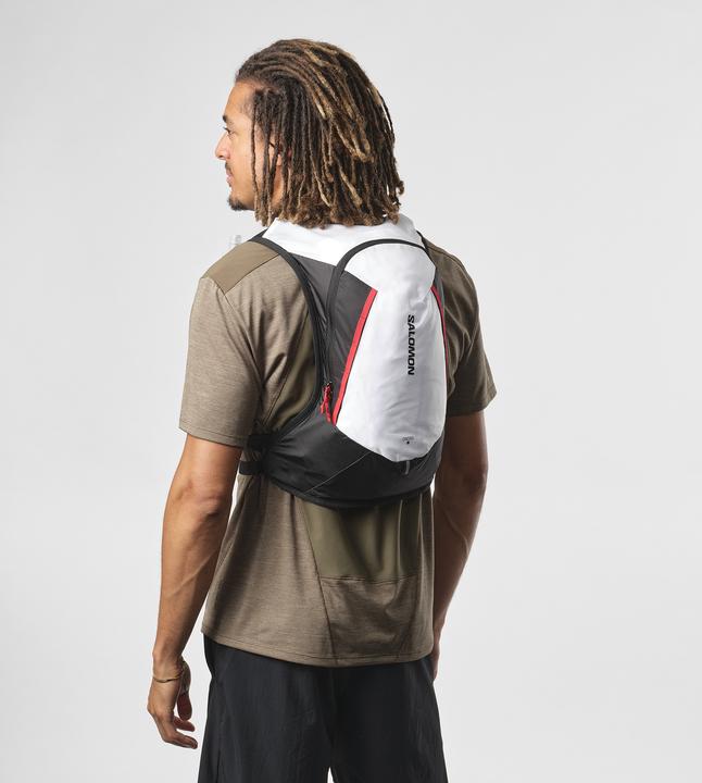 Actual product image Salomon Cross 8 (8 l)