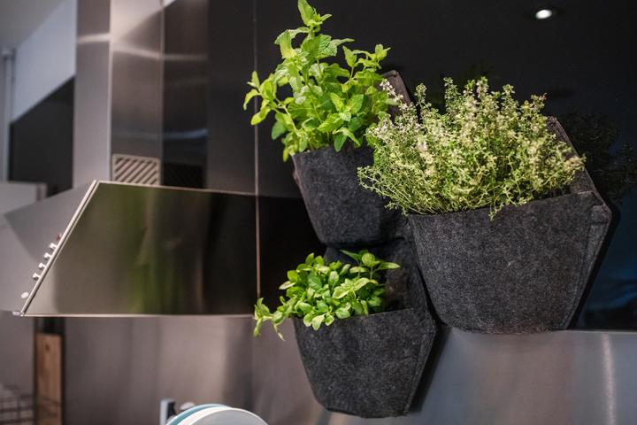 Immagine prodotto CitySens 3 Pack di fioriere da parete fioriera nera rivestimento tessile grigio (10 cm)