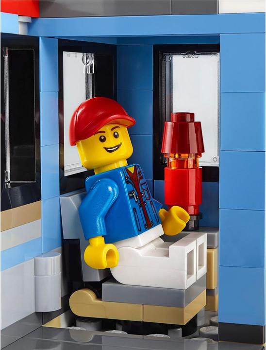 Actual product image LEGO Creator Corner Deli (31050, LEGO Creator 3-in-1)