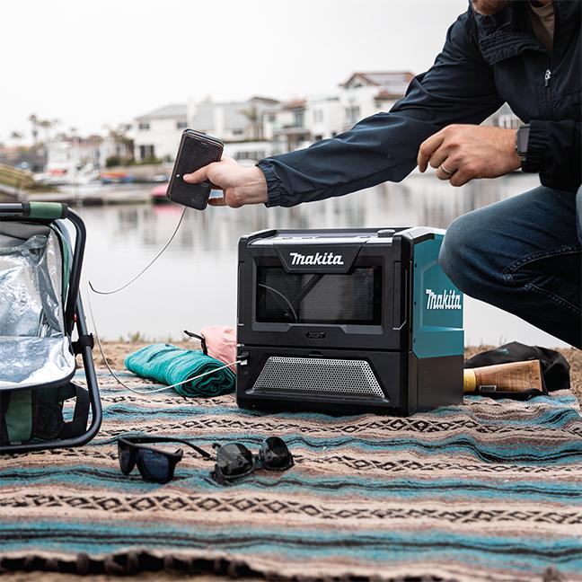 Image du produit Makita Micro-ondes sans fil XGT MW001GZ (8 l)