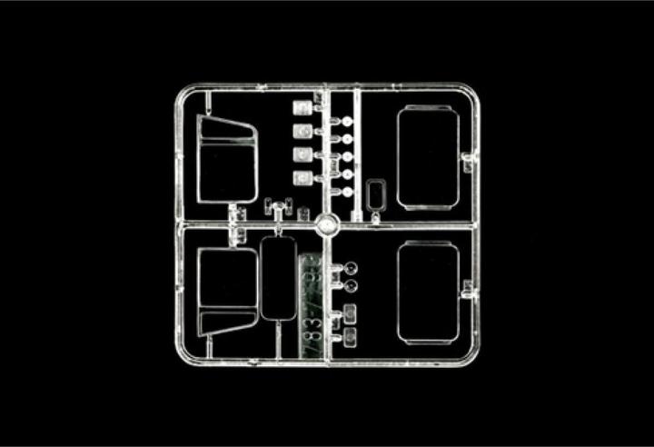 Produktbild Italeri Freightliner Flc