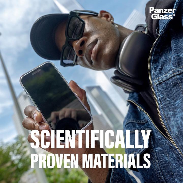 Actual product image PanzerGlass HardCase (Apple iPhone 16 Pro)