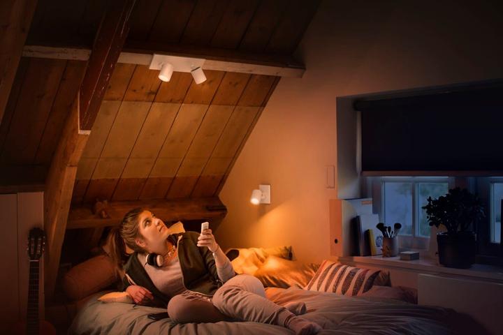 Actual product image Philips Hue Runner Base BT (350 lm, GU10)