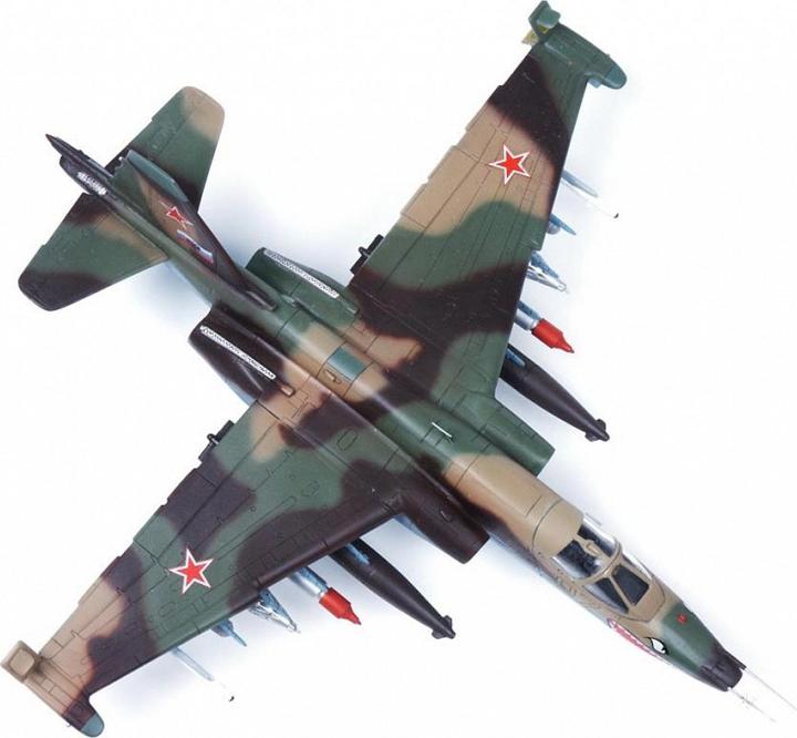 Actual product image Tamiya 1:72 Sukhoi SU-25 Frogfoot