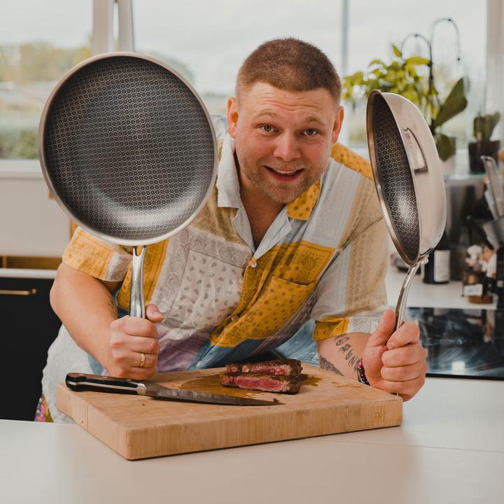 Productafbeelding Sobczyk Hybride pannenset - Stål/sort - 24 cm & 28 cm (28 cm, Kookpotten en pannenset, Staal)