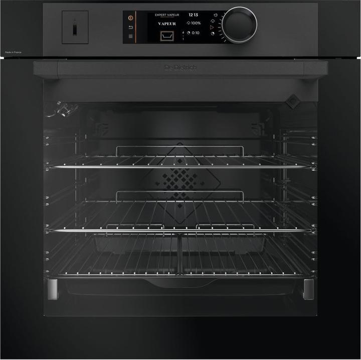 Built-in steamers