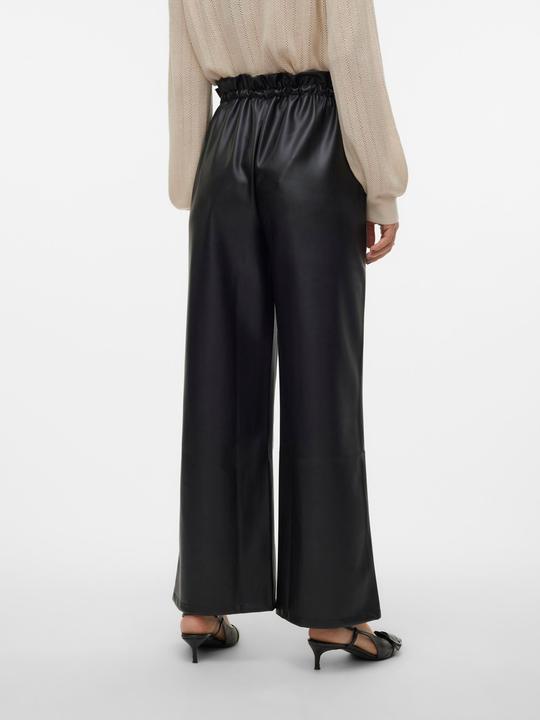 Actual product image Vero Moda VMPAULINA Hohe Taille Hose Hose in Lederoptik (XS)