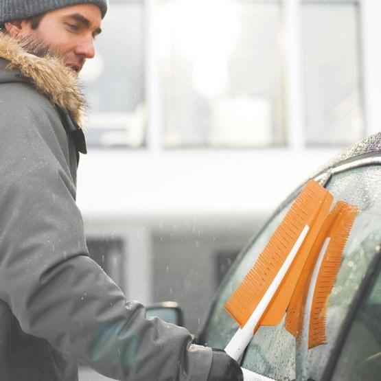 Immagine prodotto Fiskars Raschiaghiaccio spazzola neve SnowXpert