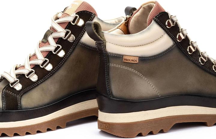 Actual product image Pikolinos Vigo (37)