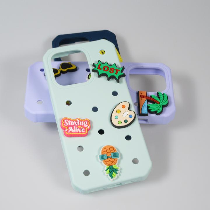 Produktbild PhoneLook Trendige Aufsteck-Sticker 3D für Silikonhülle mit Löcher Crazy Smile Gold Teeth