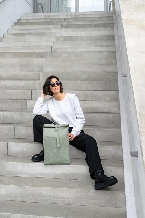Produktbild reisenthel Rucksack urban rolltop Kunststoff grün 16,0 l (16 l)