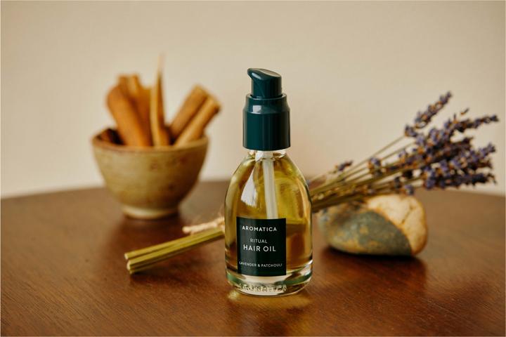 Produktbild Aromatica Lavender & Patchouli Ritual Hair Oil (50 ml)