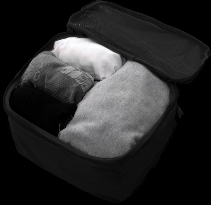 Actual product image Airtool The Ramverk M Packing cube Black Out