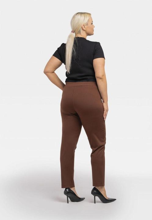 Produktbild Karko Grösse Hose model (M)