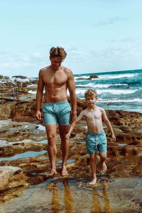 Actual product image Bondi Joe Cutler (128)