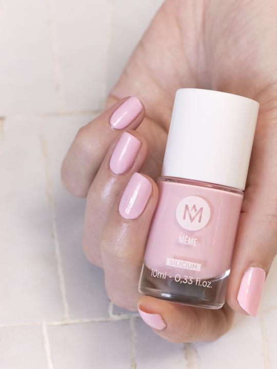 Actual product image Même Nail polish with silicon (Dragée, Gel-Effect Nail Polish)