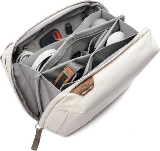 Actual product image Peak Design Tech Pouch (Camera accessory bag, 2 l)
