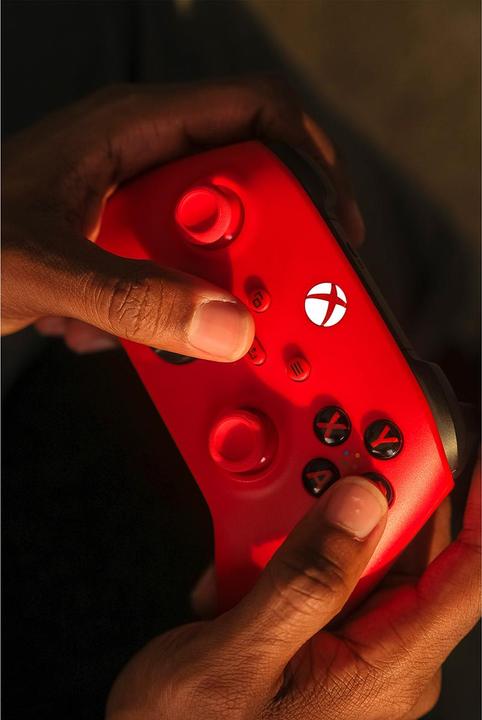 Produktbild Microsoft Xbox Wireless Controller - Pulse Red (Xbox Series S, Xbox One S, PC, Xbox One X, Xbox Series X)