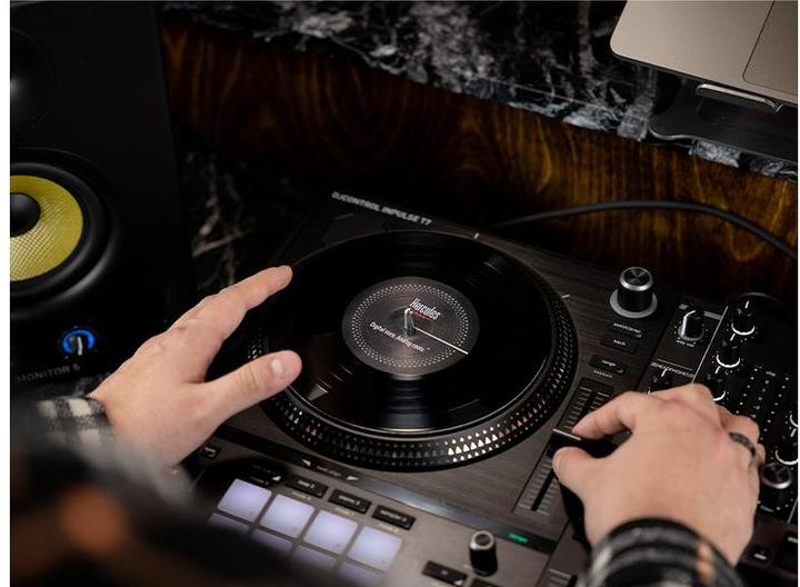 Actual product image Hercules DJ Control Inpulse T7