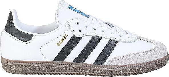 Gum5, Cloud White, Core Black