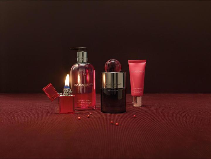 Actual product image Molton Brown Bath Body Fiery P P Liquid HW Glass 200 ml (Liquid soap, 200 ml)
