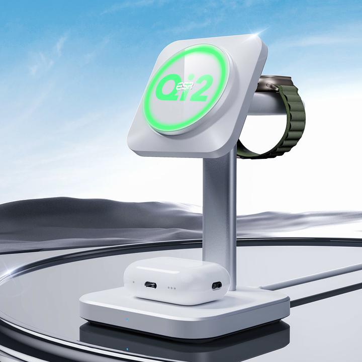Actual product image ESR HALOLOCK - 3in1 Charging Set (15 W)