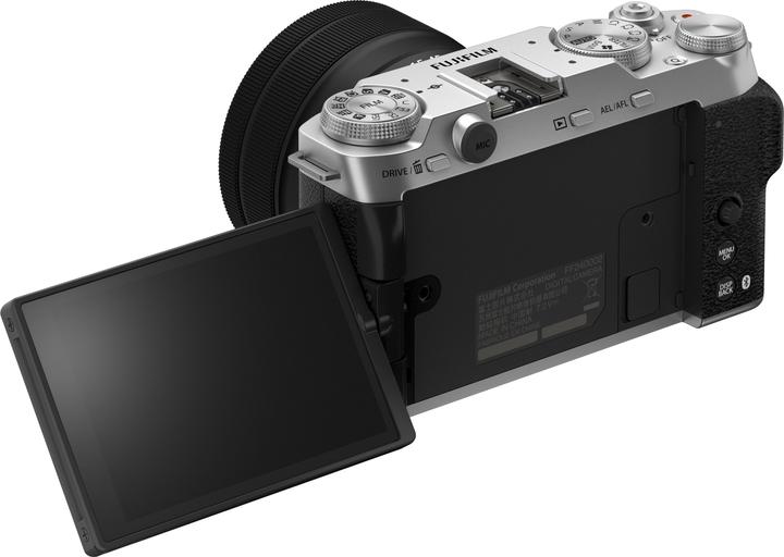 Actual product image Fujifilm X-M5 Kit XC 15-45mm (15 - 45 mm, 26.10 Mpx, APS-C / DX)