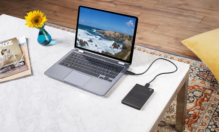 Produktbild Seagate Backup Plus Slim (2 TB)