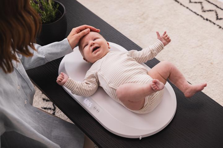 Actual product image Momini TinyTally baby scale