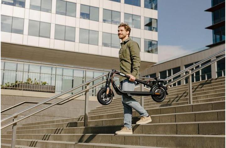 Produktbild Segway-Ninebot F2E Plus E (20 km/h, 55 km, 400 W)