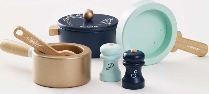 Actual product image Le Toy Van Pots and Pans NEW LOOK