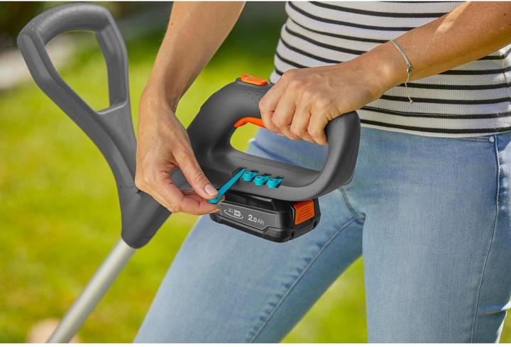 Produktbild Gardena SmallCut 23 18V P4A Ready-To-Use Set (Kunststoffmesser)