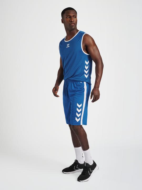 Actual product image hummel Core Xk Basket Shorts (XL)