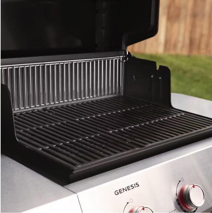 Actual product image Weber E 315 Genesis LPG barbecue