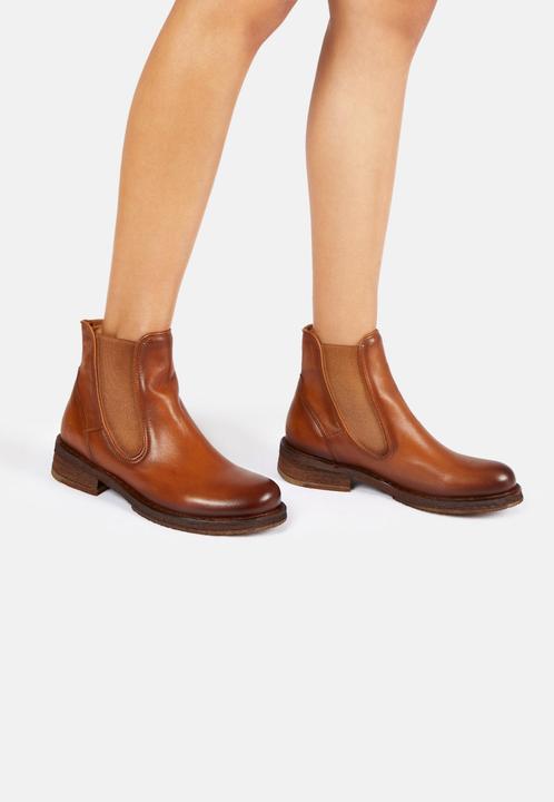 Actual product image Felmini Cooper C418, the Chelsea biker ankle boot from, is made from smooth leather, with a fini (37)