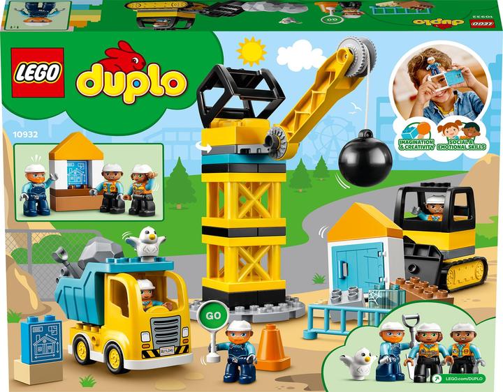 Actual product image LEGO DUPLO construction site with wrecking ball (10932)