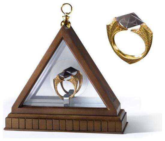 Produktbild Noble Collection Harry Potter Replik 1/1 Lord Voldemorts Horkrux Ring (vergol