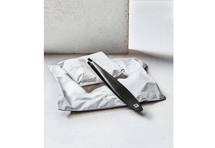 Actual product image Zwilling TWINOX M, tweezers slanted, black