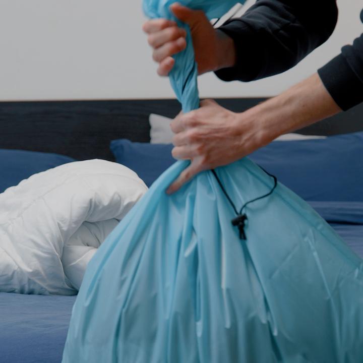 Produktbild Noya Faltbarer Reise Wäschesack Schmutzwäsche Aufbewahrungs Beutel mit Kordelzug Verschluss (2er Set)