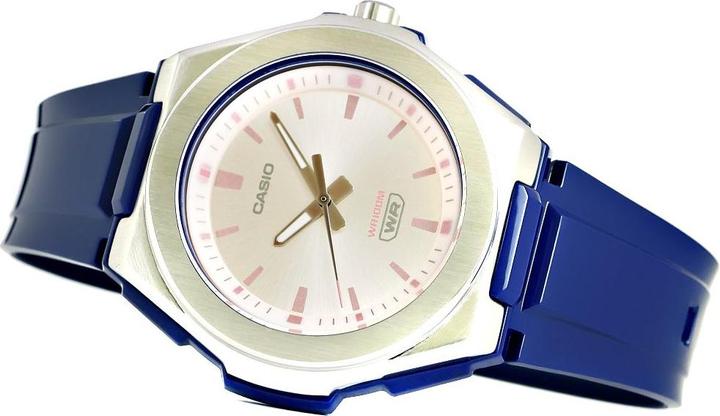 Produktbild Casio Collection - LWA-300H-2EVEF (Sportuhr, 42 mm)