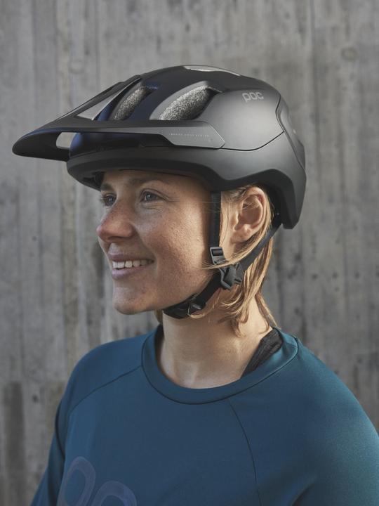 Actual product image Poc Axion Velohelm (48 - 52 cm)