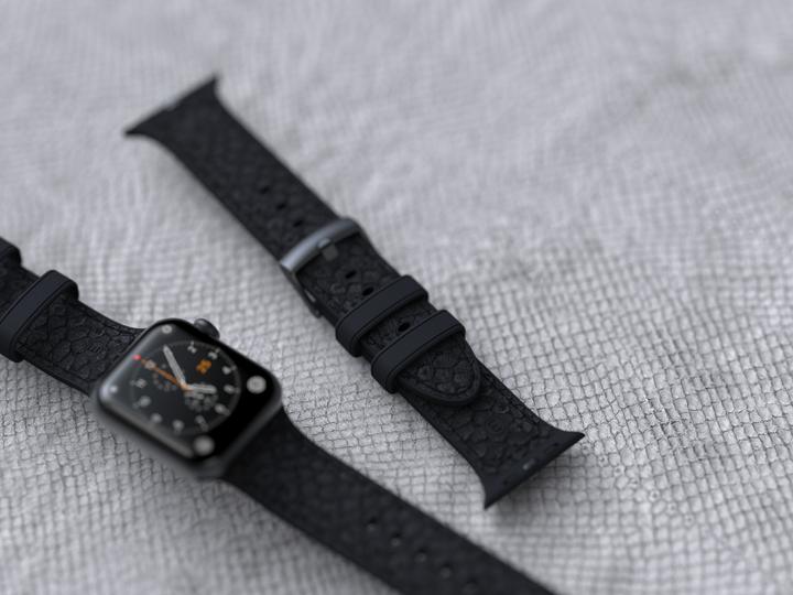 Produktbild Njord Vindur Watch Strap for Apple Watch 40/41mm (22 mm, Veganes Leder, Edelstahlverschluss, Lachsleder)
